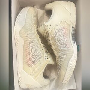 SPO SERIOUS PLAYER ONLY (Player 1 Plus) Cream Basketball Shoes